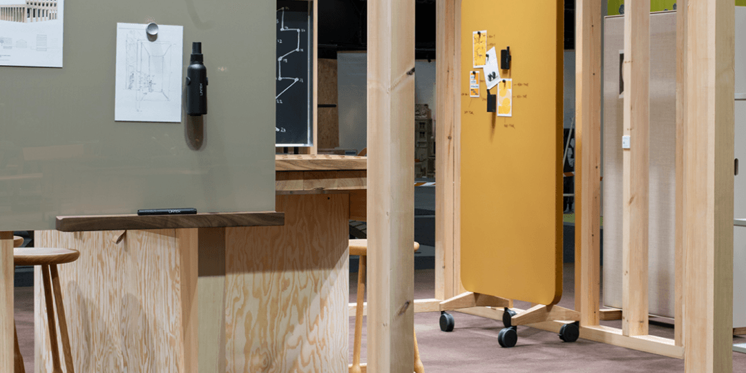 3_Rama in med produkter Monteryta som ramas in av produkter istället för väggar.